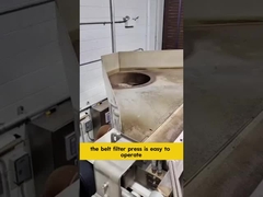 Traitement de l'eau Les produits chimiques travaillent avec des presses à filtres à courroie